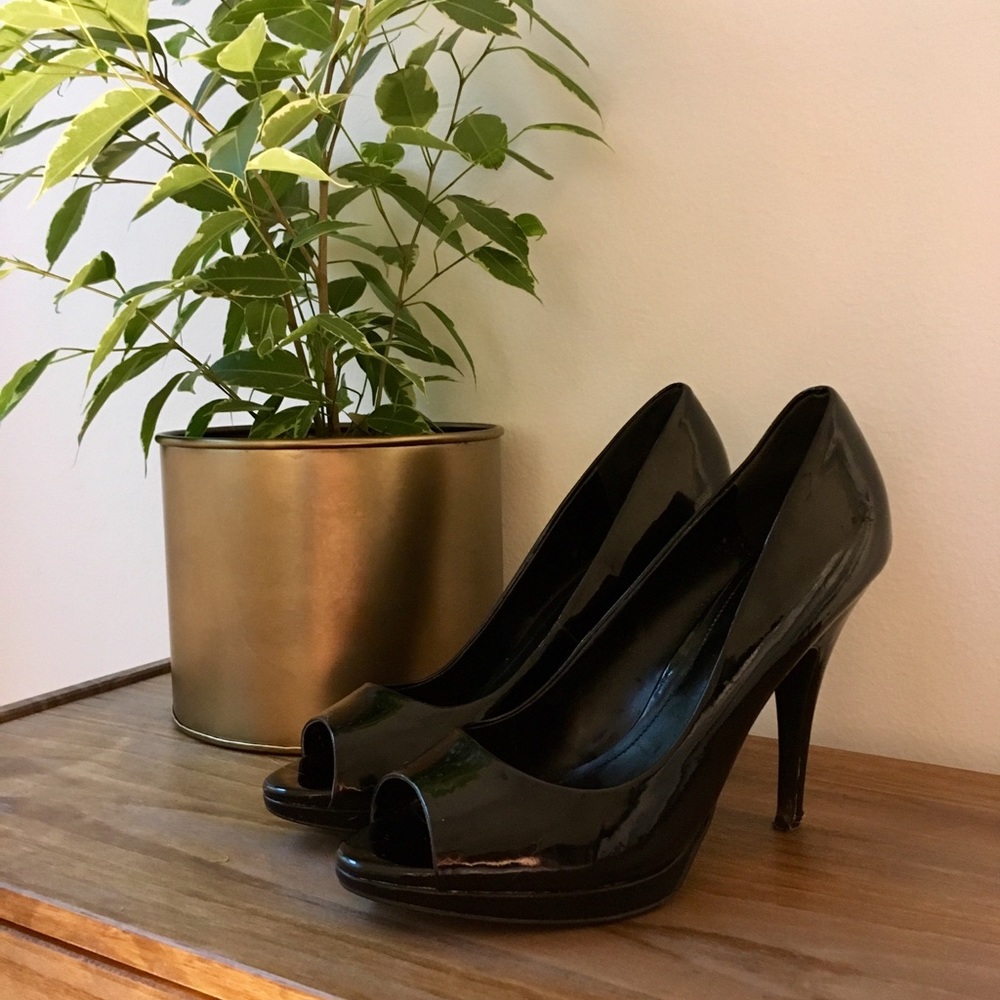 Peep Toe Heels - Sale this week, then donating!